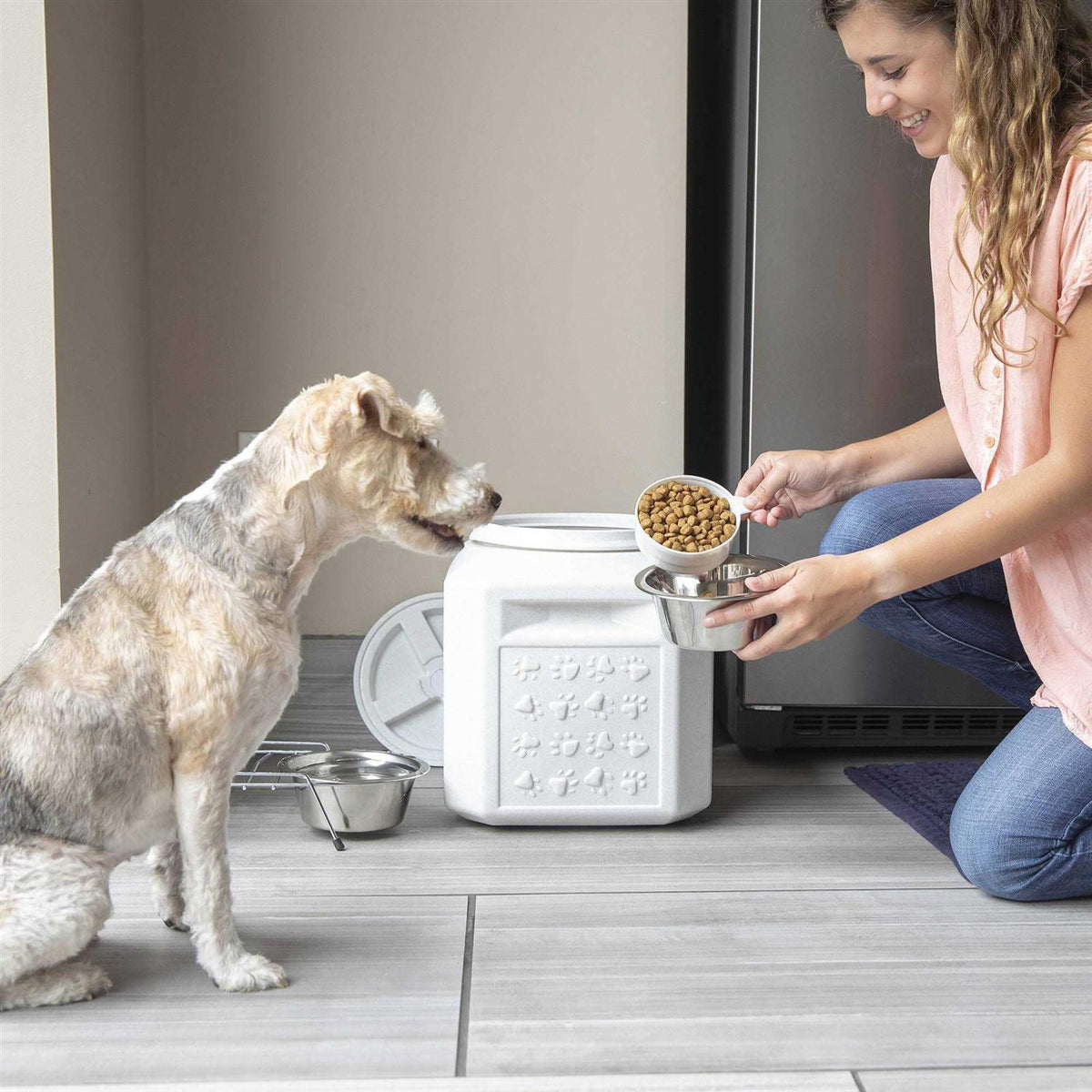 Pet Food Container B11815