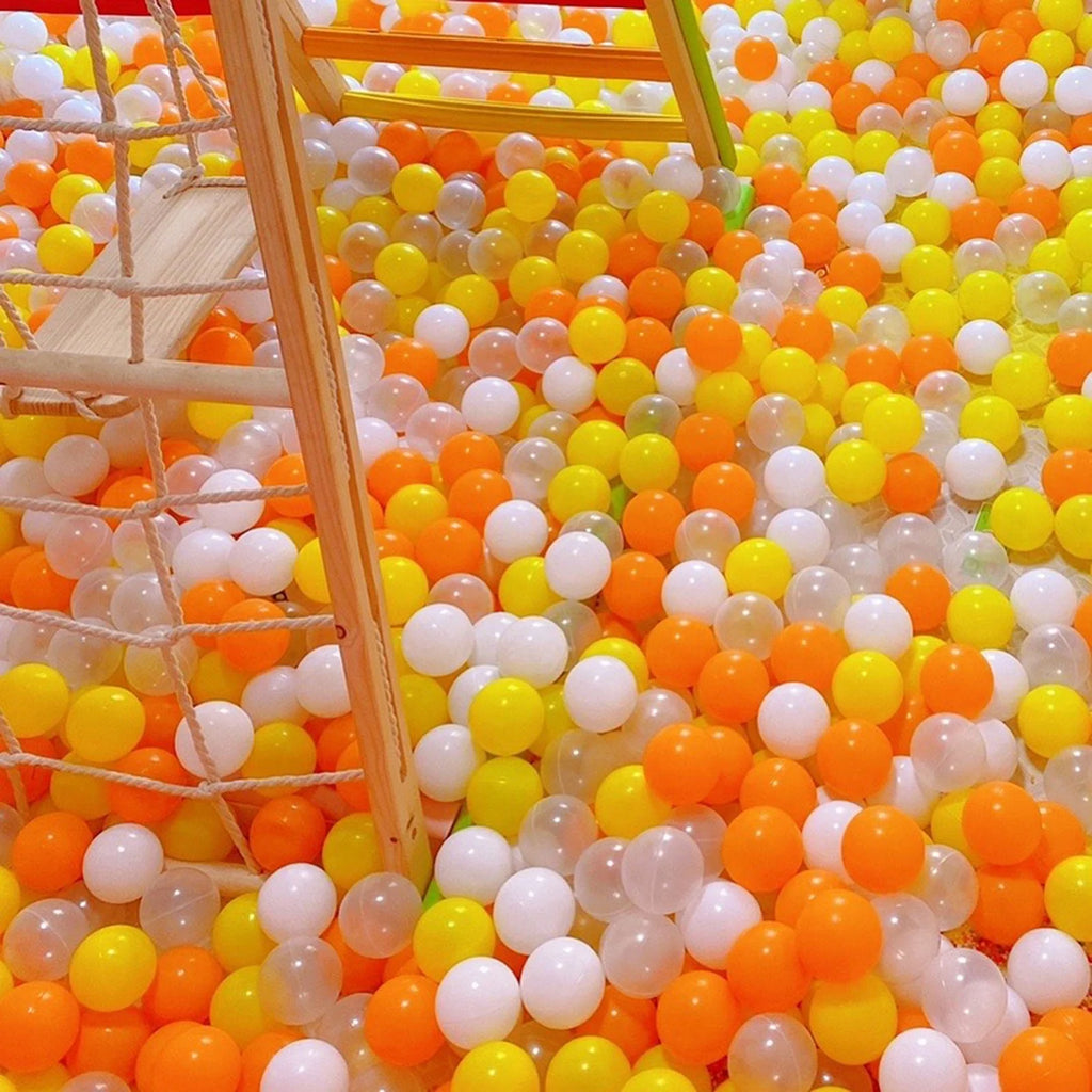 100 Crush Proof Plastic Ball Pit Balls G437