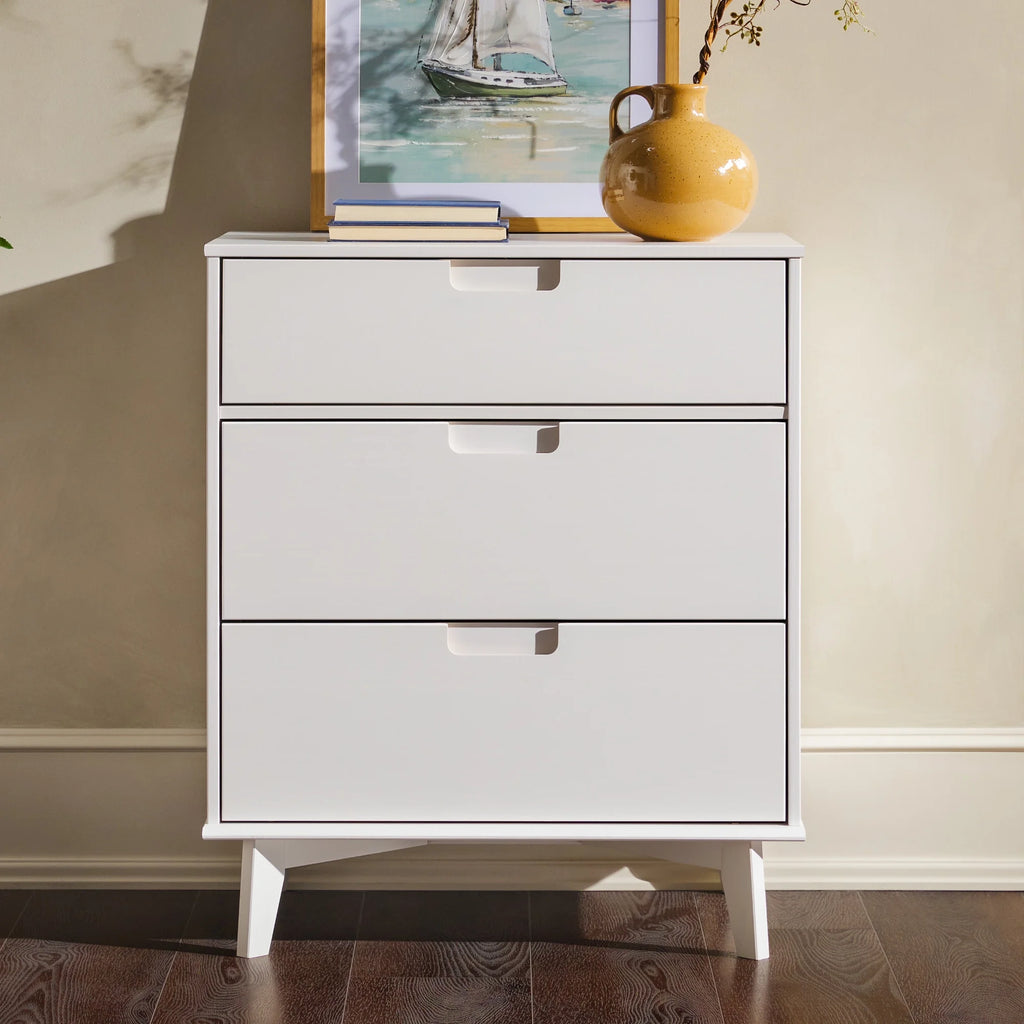 Solid Wood Walnut 3-Drawer Dresser Y54591