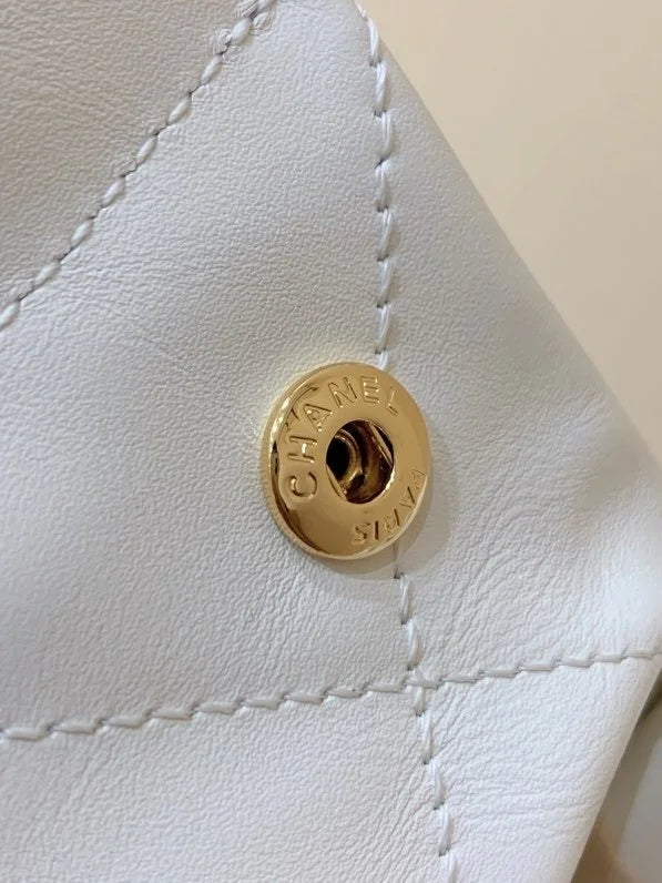 White Handbag C40010