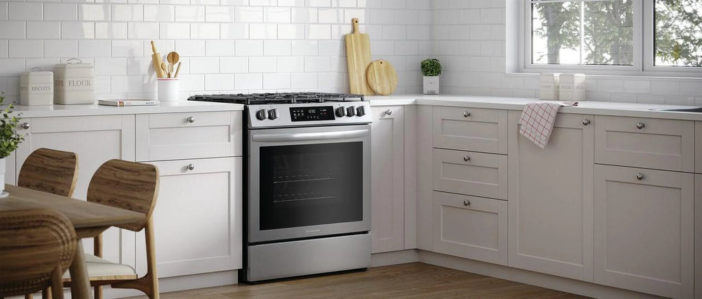 30" Front Control Gas Range with Convection Bake V292569