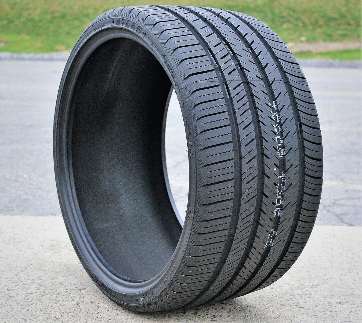275/25R28 99W XL Ultra-High Performance All Season Tire A69245