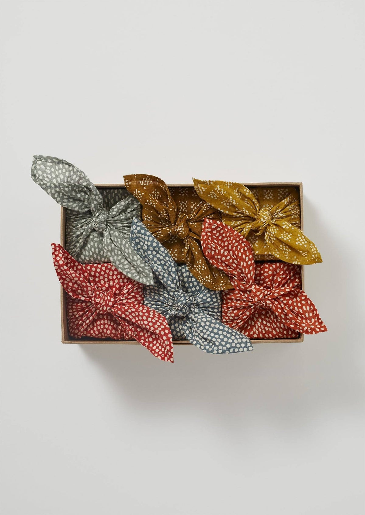 Multi Table Gifts C32028