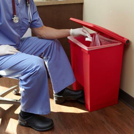 Red 12 gal Polyethylene Trash Can with Foot Pedal B12212