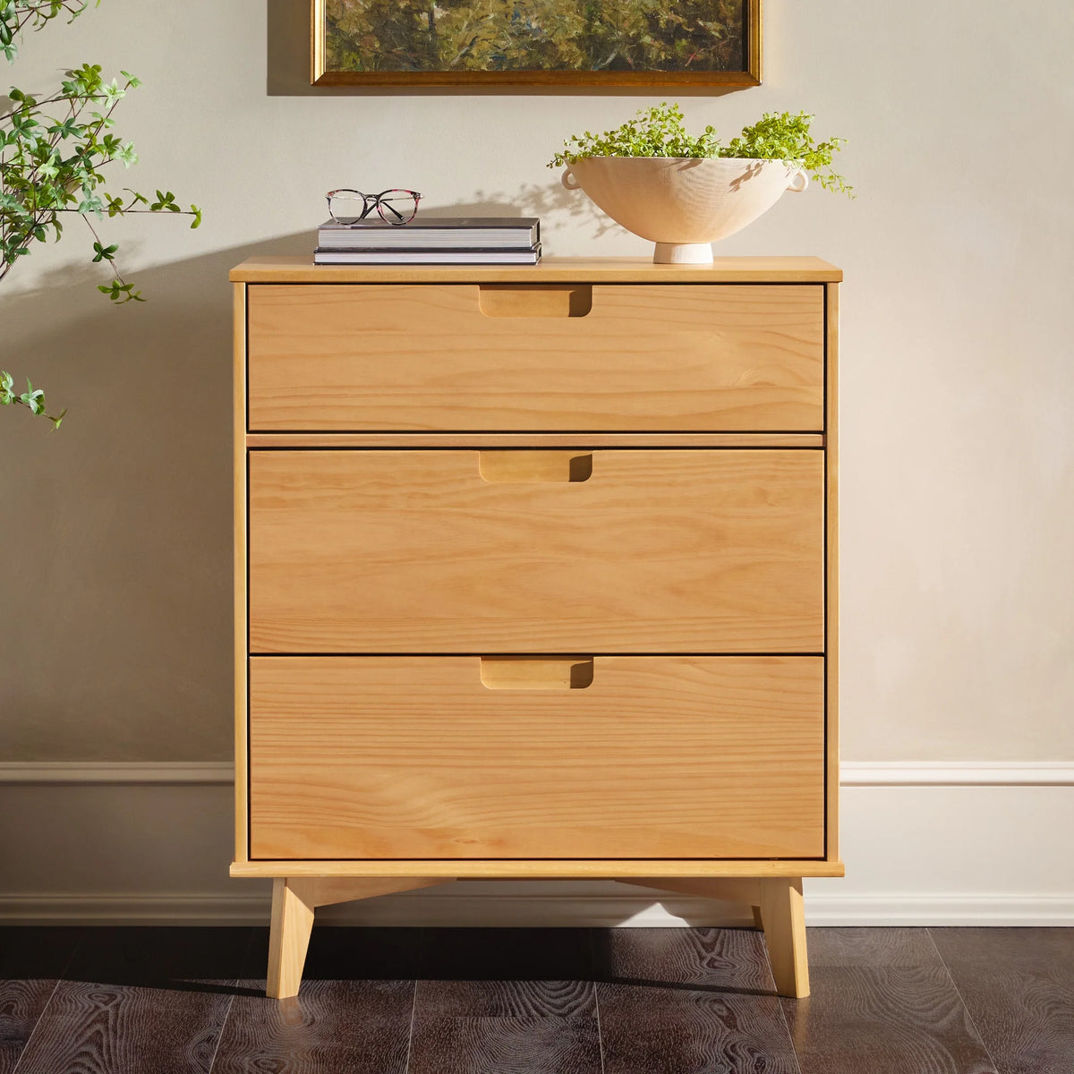 Solid Wood Walnut 3-Drawer Dresser Y54591