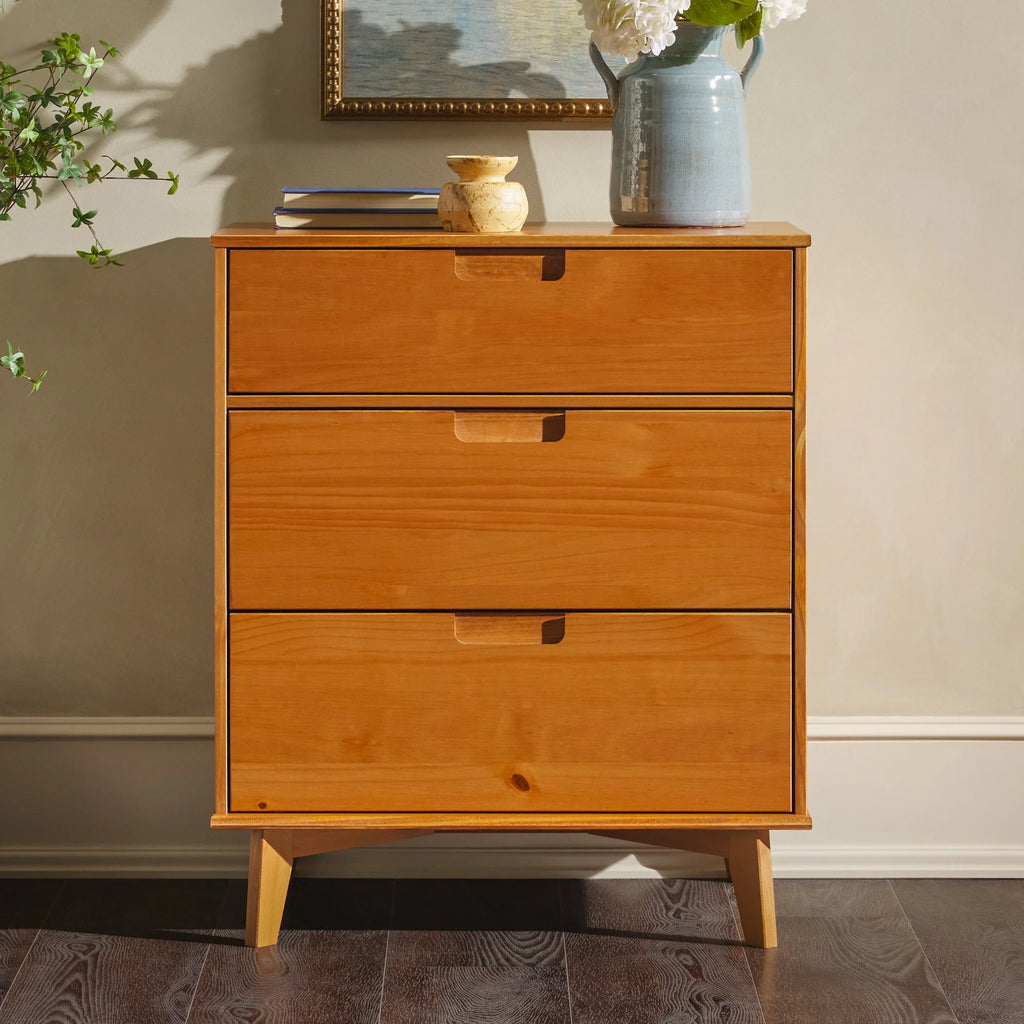 Solid Wood Walnut 3-Drawer Dresser Y54591