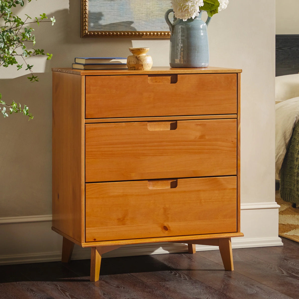 Solid Wood Walnut 3-Drawer Dresser Y54591