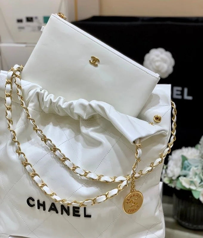 White Handbag C40010
