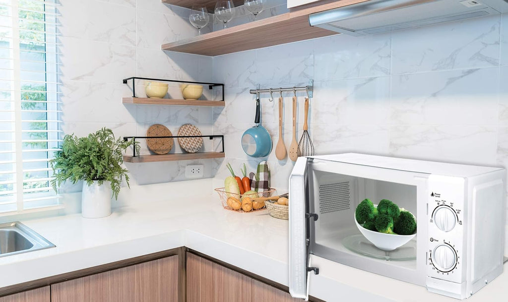 700-Watts 0.6 Cubic Feet White Countertop Microwave Oven C324