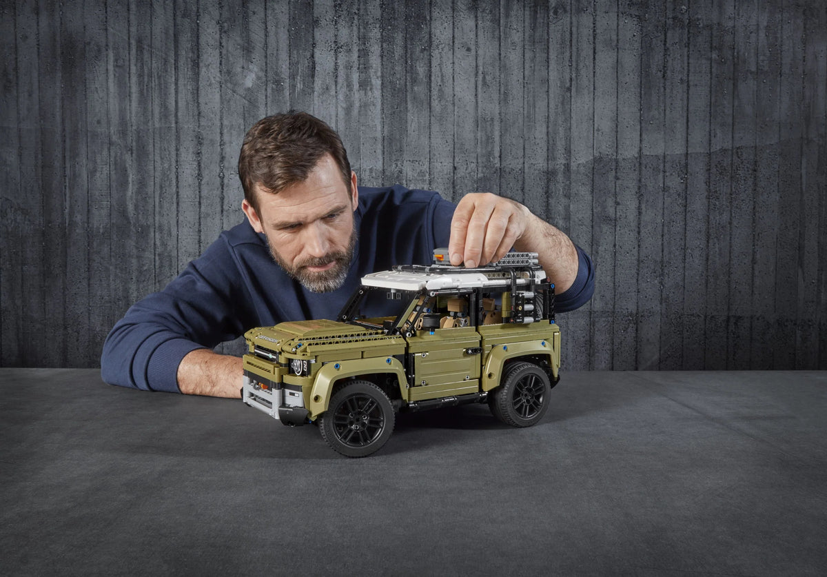 Land Rover Defender J5799