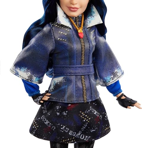 Fashion Doll with Removable Outfit O584