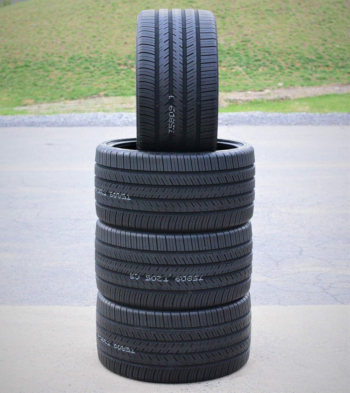 275/25R28 99W XL Ultra-High Performance All Season Tire A69245