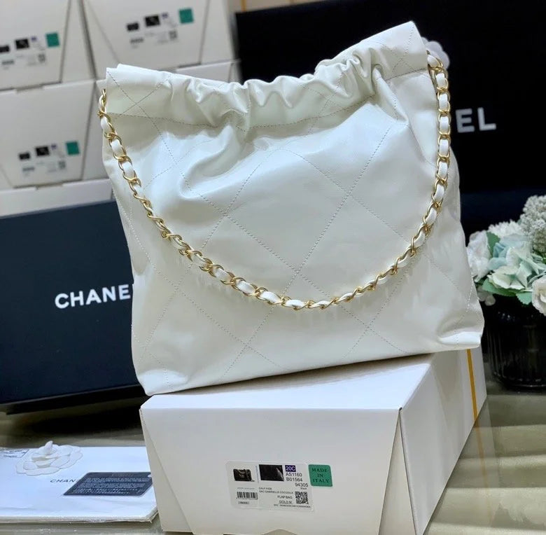 White Handbag C40010