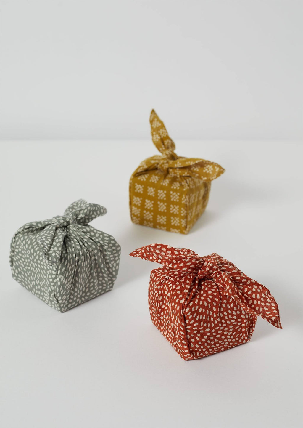Multi Table Gifts C32028
