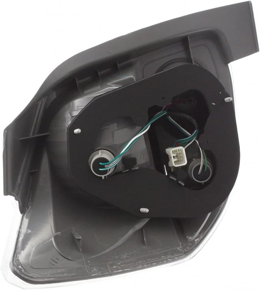 Pack of 2 Rear Tail Light for Toyota Matrix M24816