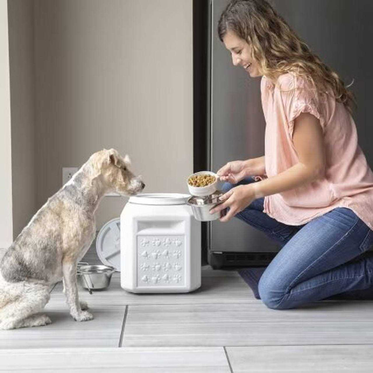 Pet Food Container B11815